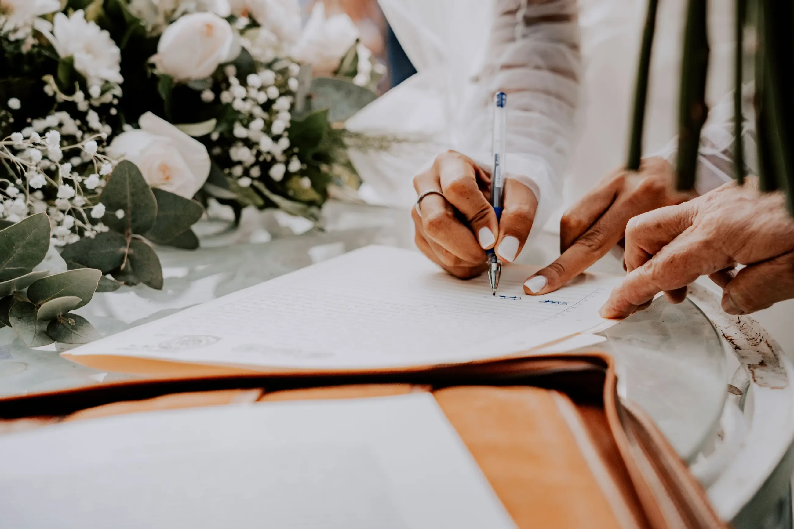 The Ultimate Wedding Essential: Why You Should Have an Event Day Checklist. Desktop Image