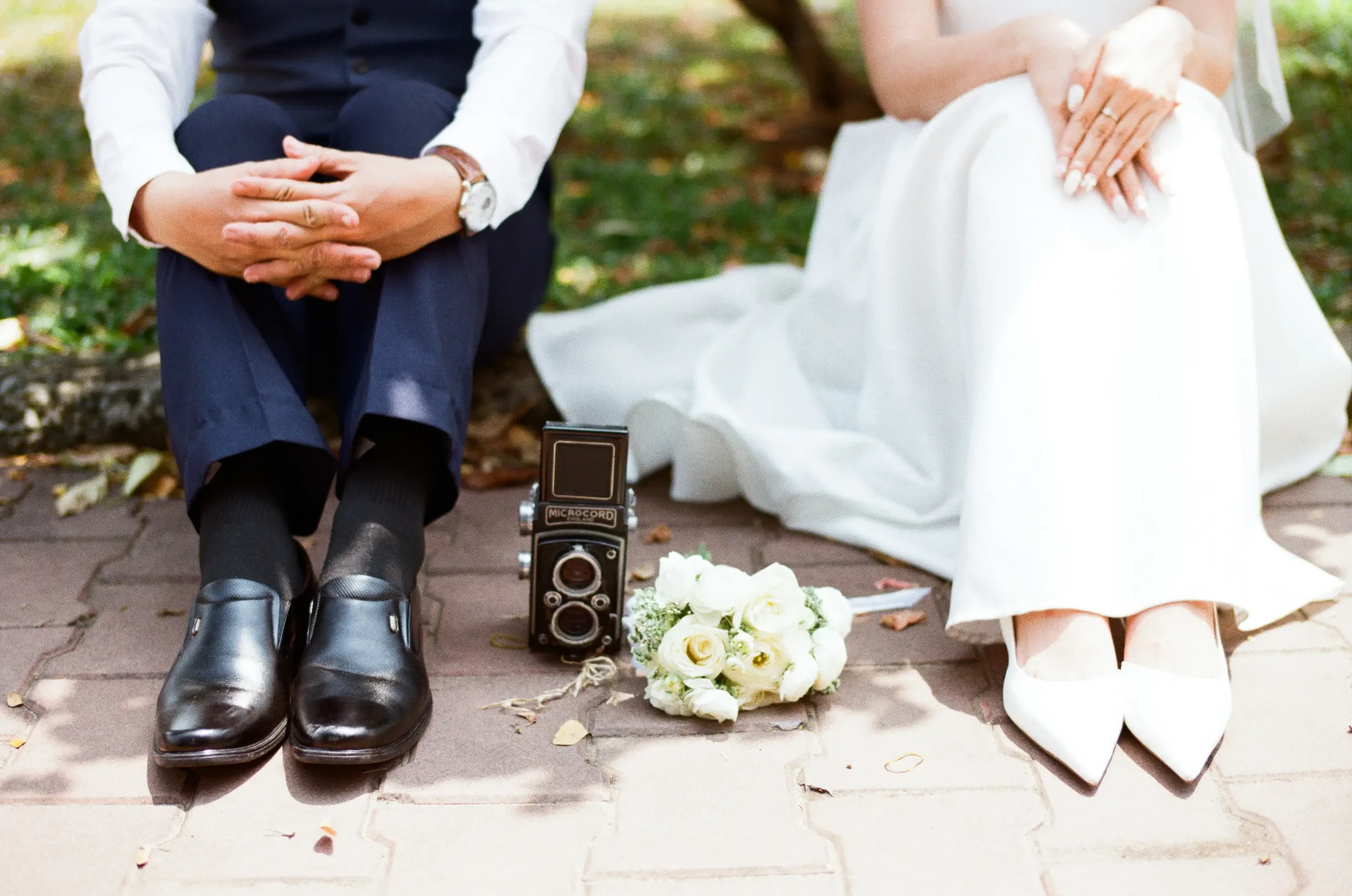 Tips for Saving Money on Your Wedding Day. Desktop Image